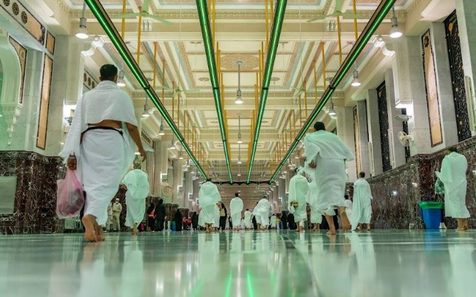 كيفية أداء الطواف والسعي بسهولة